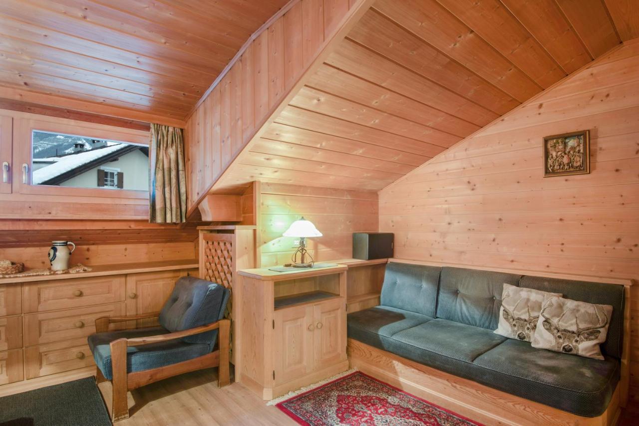 Apartments Christa App A Ortisei Bagian luar foto